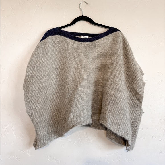 Club Monaco | Grey Blue Cashmere Sweater Poncho - Picture 7 of 7